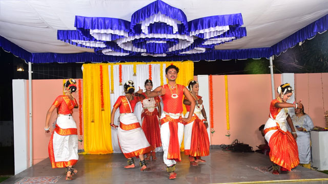 Lush Lawn and Premium Outdoor Event Venue